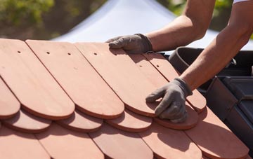 Pineham roof tile contractors